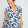 Kleding Cassis | Blouse In Viscose Met Arabeskmotief En Knopen Blauw