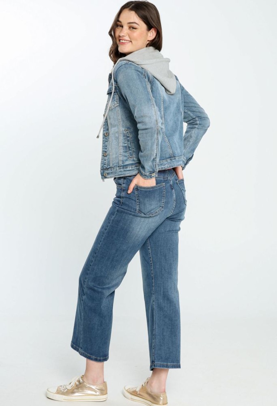 Kleding Cassis | Kort 2-In-1 Jeansjasje Met Kap En Knopen Denim