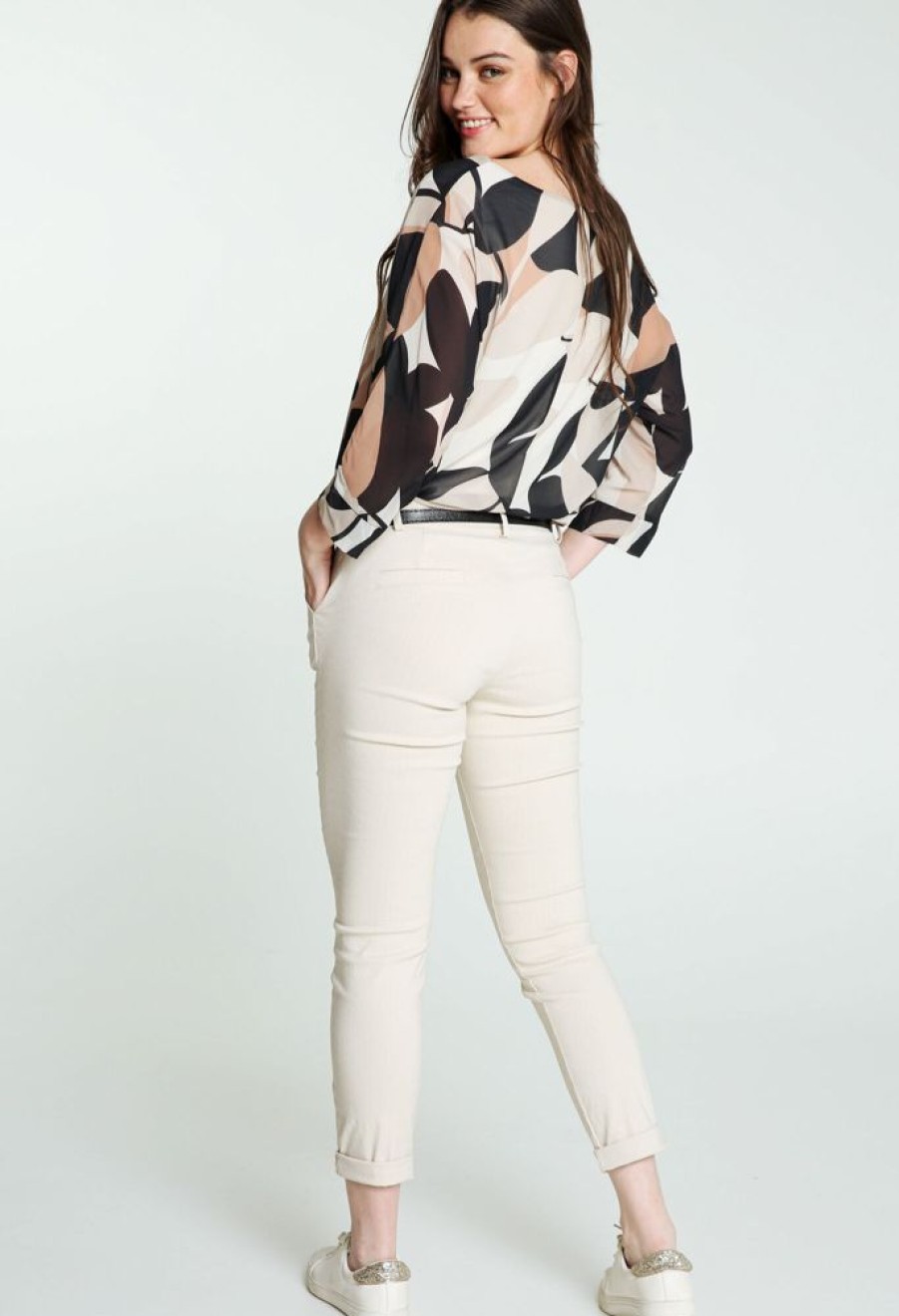 Kleding Cassis | Effen Slim Broek In Viscose Met Weefeffect En Stijve Riem Zand