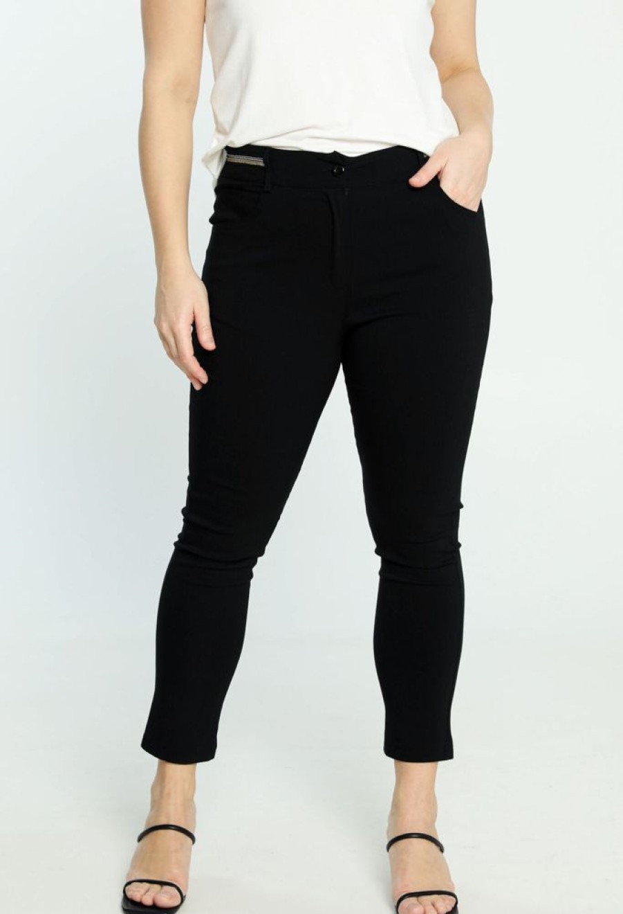 Kleding Cassis | Effen Slim Broek In Viscose Met Vlechtdetail In De Taille Zwart