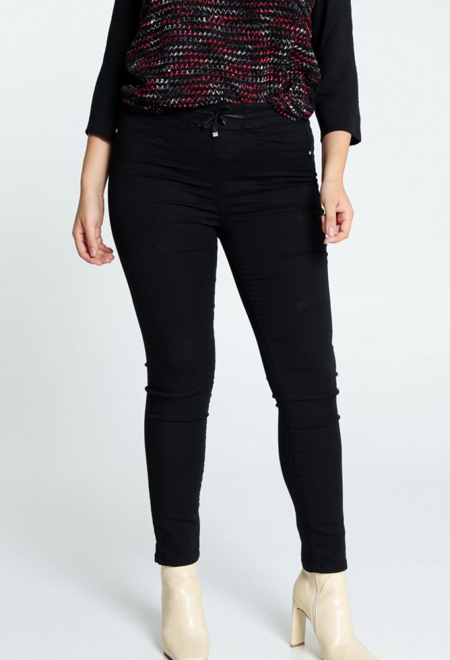 Kleding Cassis | Effen Slim Broek In Katoen Met Elastische Tailleband Zwart