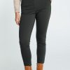 Kleding Cassis | Effen Slim Broek In Viscose Met Riem Kaki