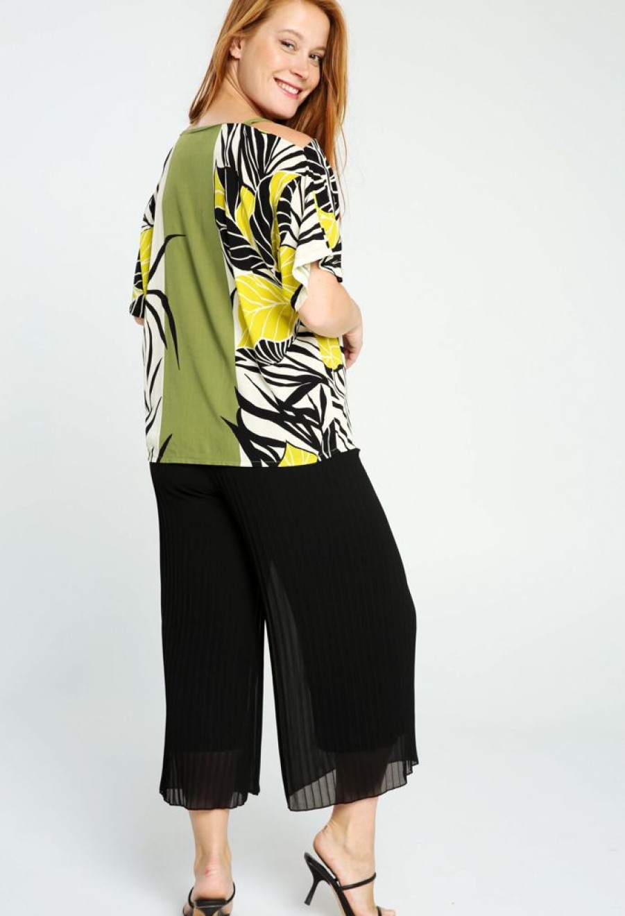 Kleding Cassis | Blouse In Viscose Met Blote Schouders En Geplaatste Palmprint Olijfgroen