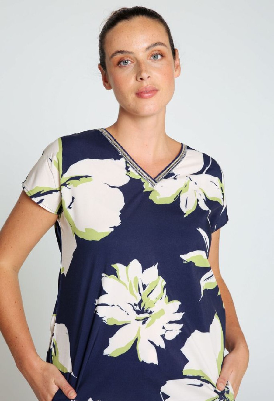 Kleding Cassis | T-Shirt Met Bloemenmotief Marineblauw